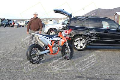 media/Feb-05-2023-Classic Track Day (Sun) [[c35aca4a42]]/Around the Pits/
